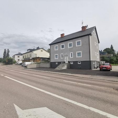Noah Longstay Apartment Vasteras Bagian luar foto