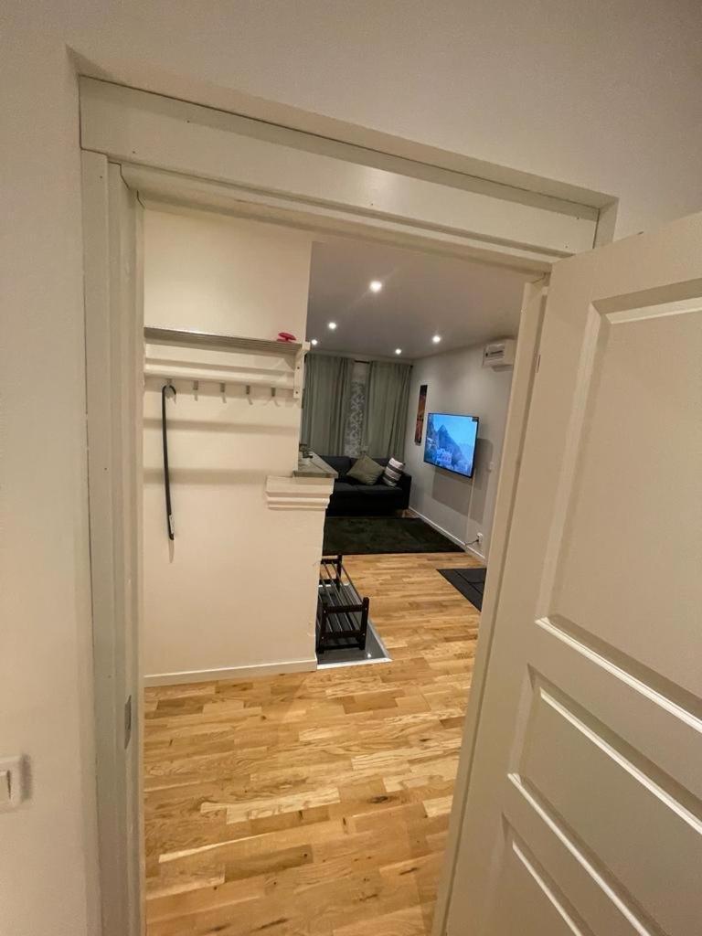Noah Longstay Apartment Vasteras Bagian luar foto