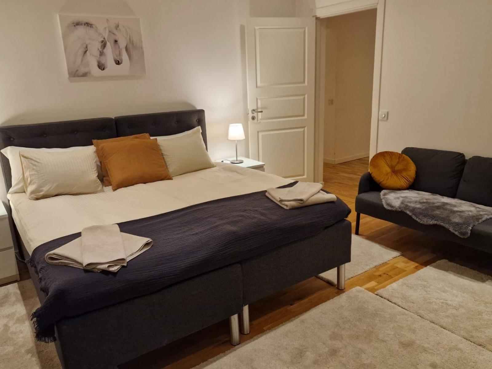 Noah Longstay Apartment Vasteras Bagian luar foto