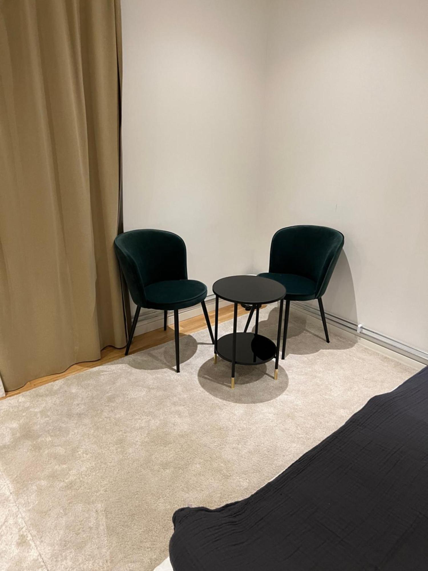 Noah Longstay Apartment Vasteras Bagian luar foto