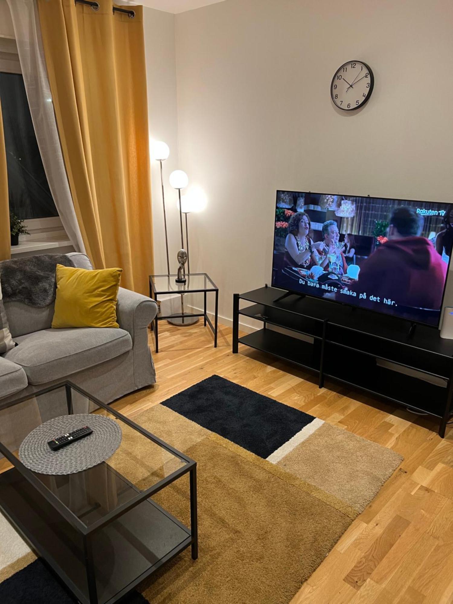 Noah Longstay Apartment Vasteras Bagian luar foto